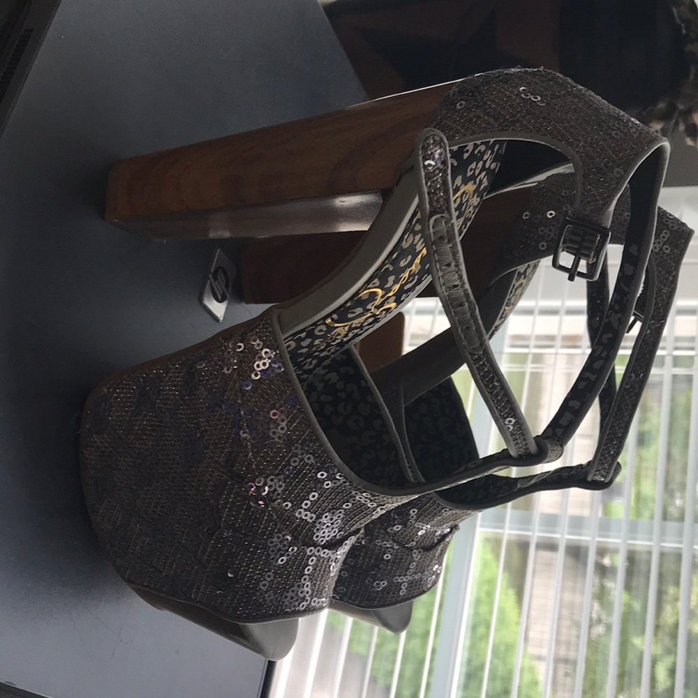 Jessica Simpson shoes